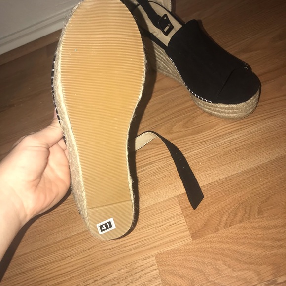 Wedges - Picture 3 of 3